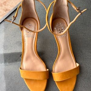 Vince Camuto Sebastian Heels Size 7 1/2